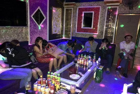 Công an Nghi Xuân khởi tố, tạm giam đối tượng vụ phê “ke”, thuốc lắc trong quán karaoke