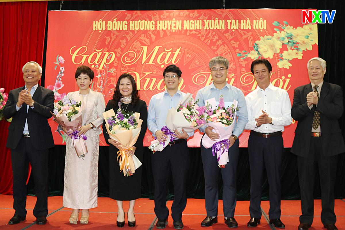 Gặp mặt Hội đồng hương Nghi Xuân tại Hà Nội: Gắn kết để xây dựng quê hương giàu mạnh