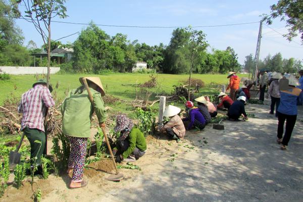 Xuân Phổ ra quân cải tạo cảnh quan môi trường Xanh- Sạch- Đẹp