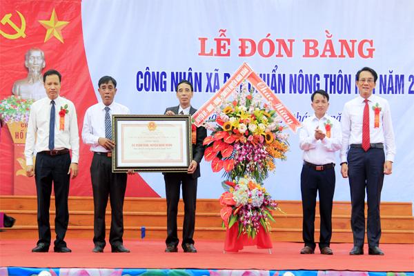 Xuân Đan đón bằng công nhận xã đạt chuẩn Nông thôn mới