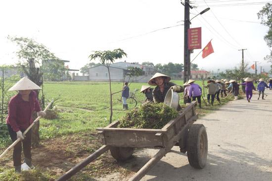 Hội Phụ nữ Xuân Viên đỡ đầu thôn Phúc Tuy xây dựng NTM kiểu mẫu