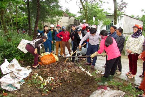 Phụ nữ Nghi Xuân với công tác bảo vệ môi trường