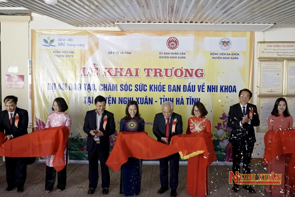 Ký kết và khai trương dự án đào tạo, chăm sóc sức khỏe ban đầu về Nhi khoa tại Bệnh viện Đa khoa Nghi Xuân