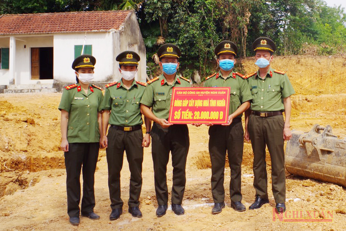 Công an Nghi Xuân hỗ trợ cán bộ, chiến sỹ khó khăn xây nhà ở