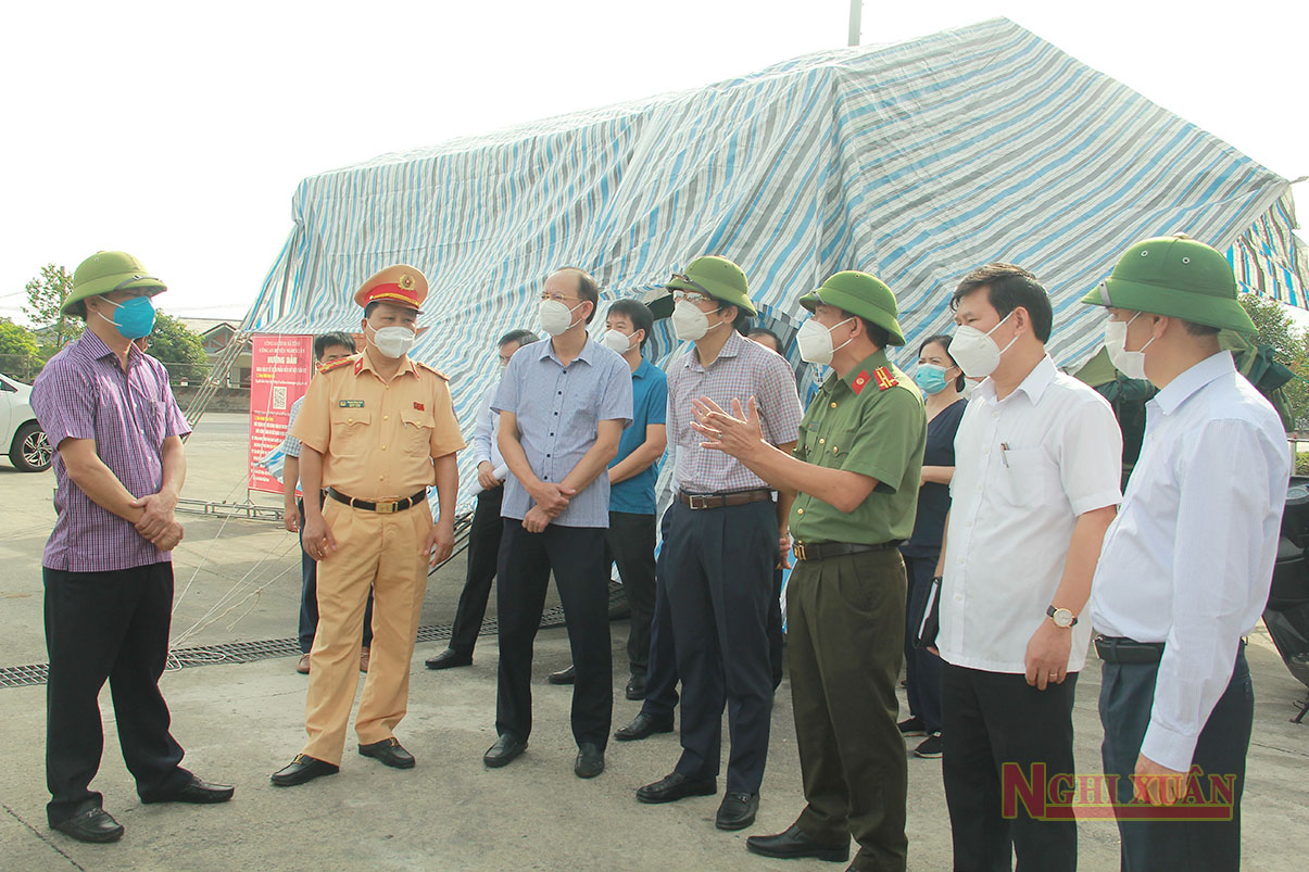 Nghi Xuân cần tiếp tục siết chặt quản lý người từ các vùng dịch trở về địa phương