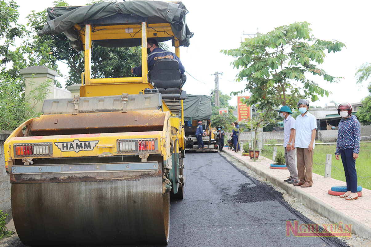 Xuân Phổ phấn đấu rải thảm nhựa 3,5 km đường giao thông trong năm 2021