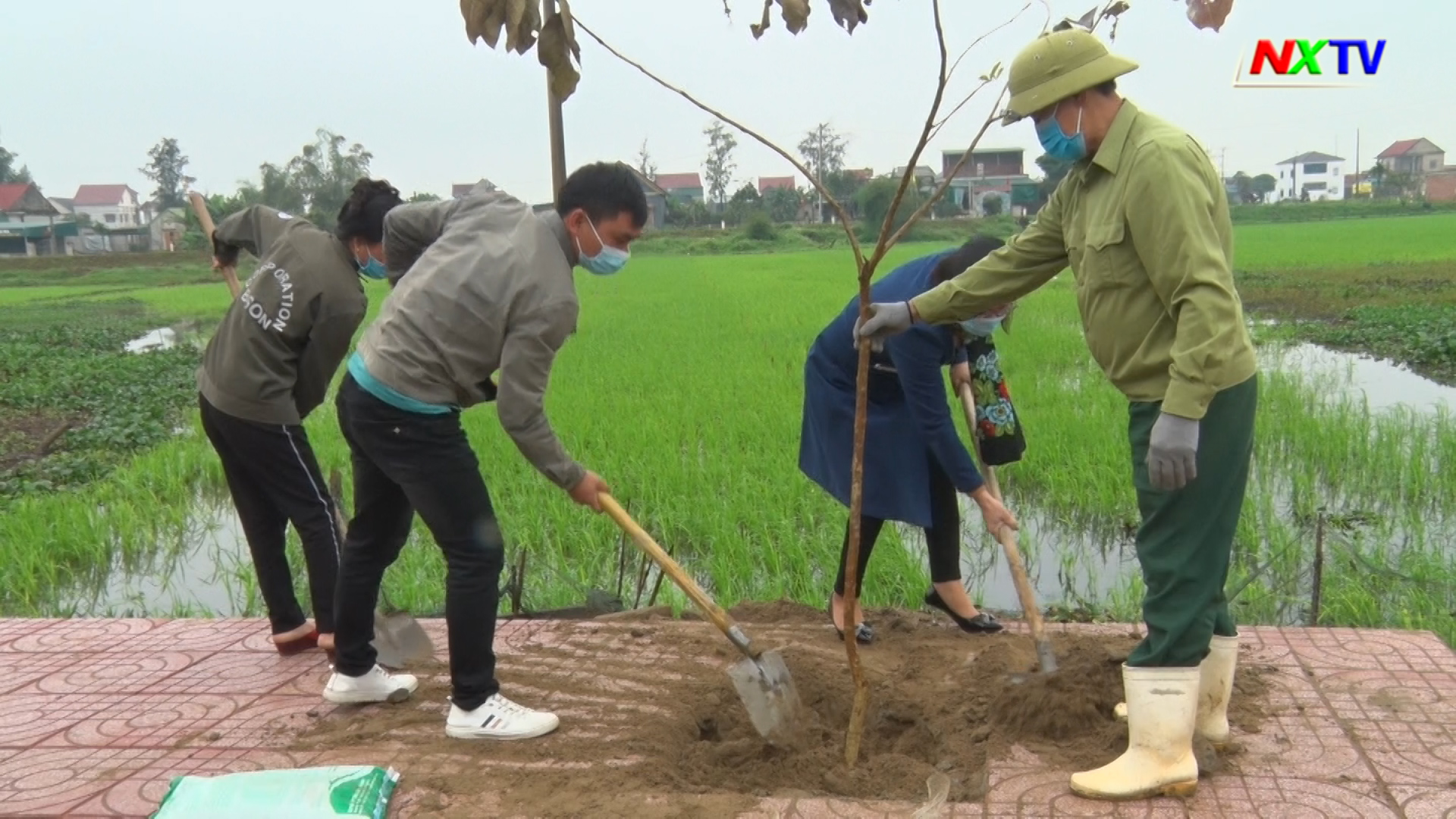 Xã Đan Trường  hưởng ứng "Tết trồng cây đời đời nhớ ơn Bác Hồ" năm 2022