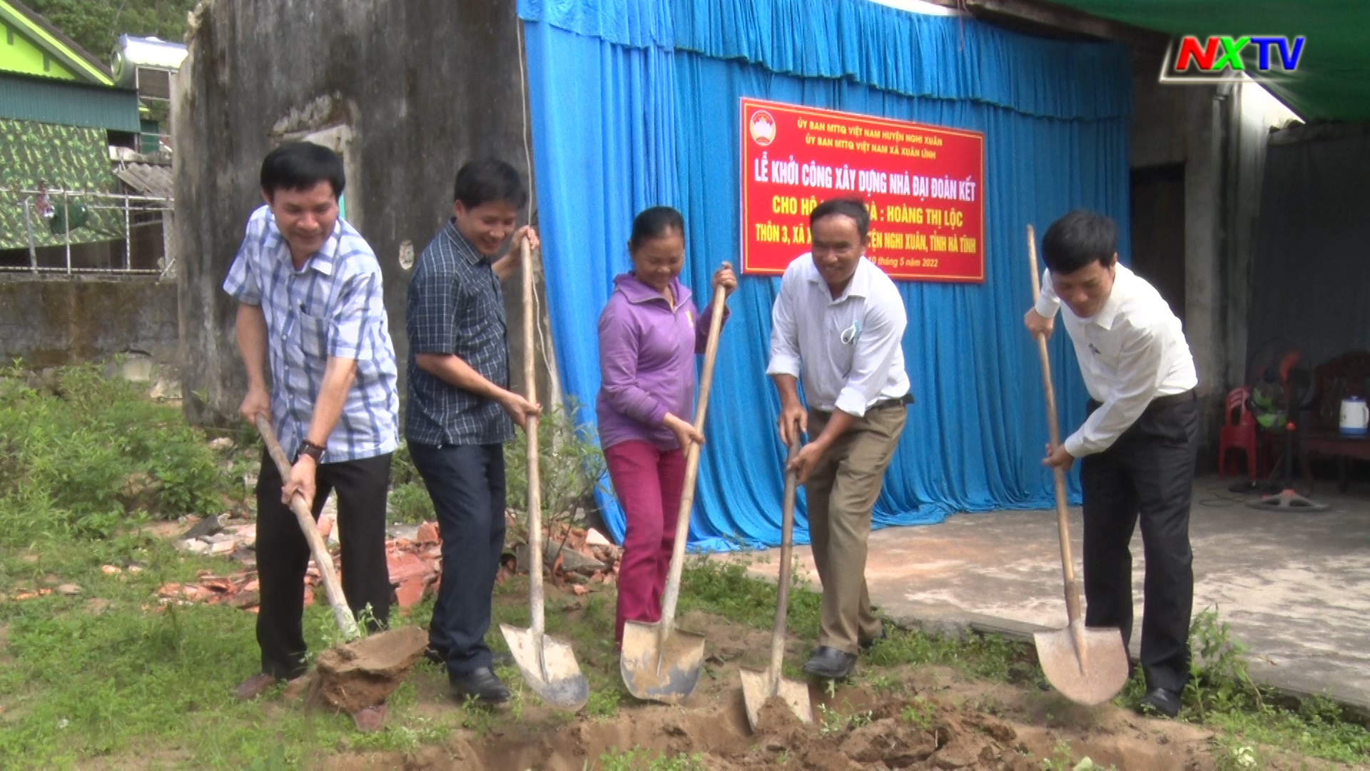 Khởi công xây nhà ở cho hộ nghèo Xuân Lĩnh