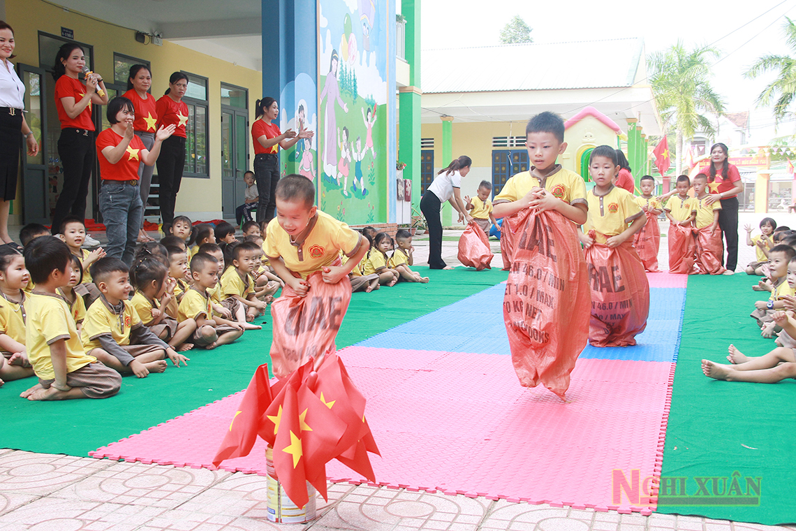 Bé mầm non Xuân Thành vui, khỏe trong chương trình tuần lễ sức khỏe