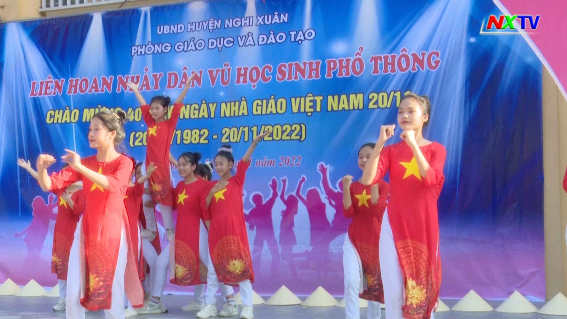 28 đội tham gia liên hoan dân vũ học sinh phổ thông Nghi Xuân