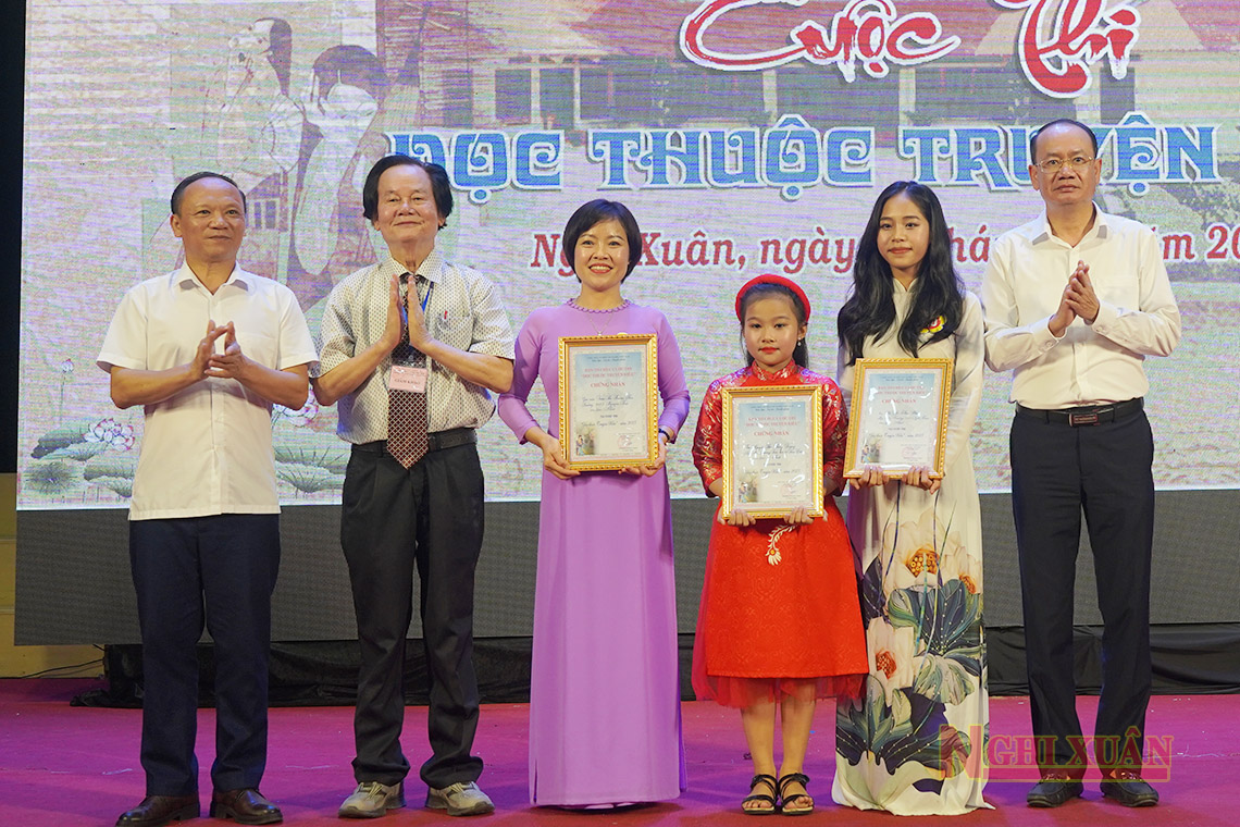 66 thí sinh ngành giáo dục Nghi Xuân tham gia chung kết cuộc thi “Đọc thuộc Truyện Kiều”