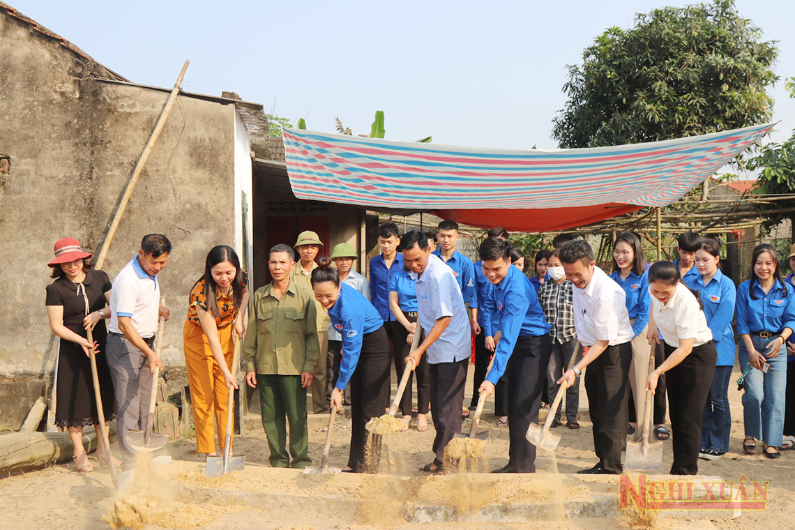 Khởi công xây dựng nhà nhân ái cho gia đình Cựu thanh niên xung phong ở Nghi Xuân