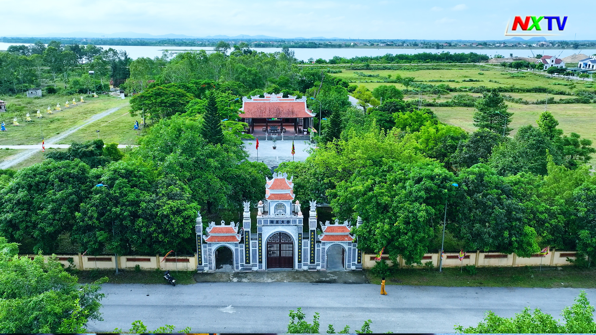 Thăm đền Huyện - đền thờ Uy Minh Vương Lý Nhật Quang